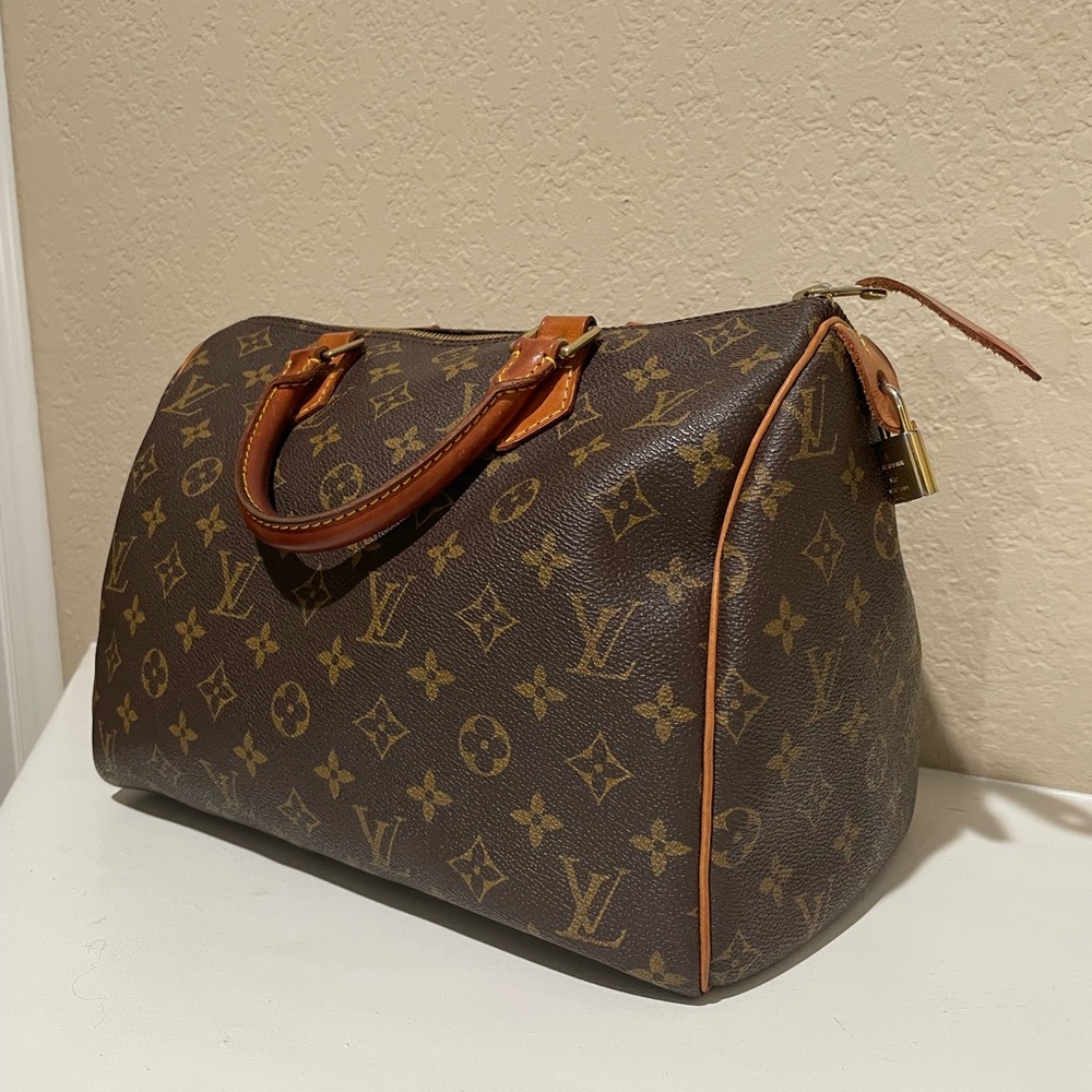 Authentic Louis Vuitton speedy 30